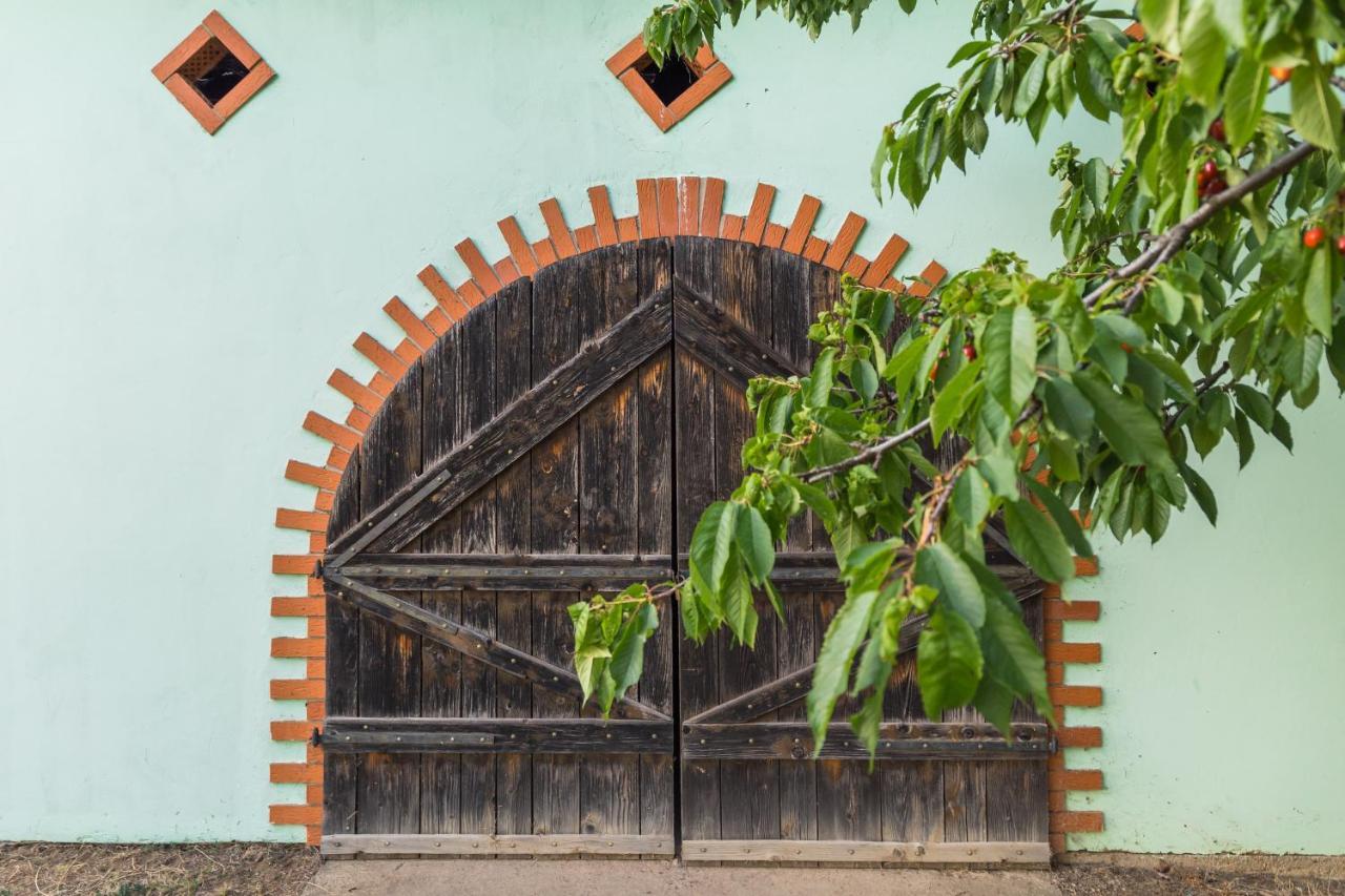 Village Wine House Mandicevac ภายนอก รูปภาพ