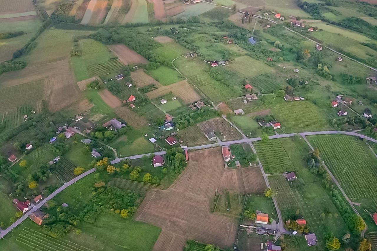 Village Wine House Mandicevac ภายนอก รูปภาพ